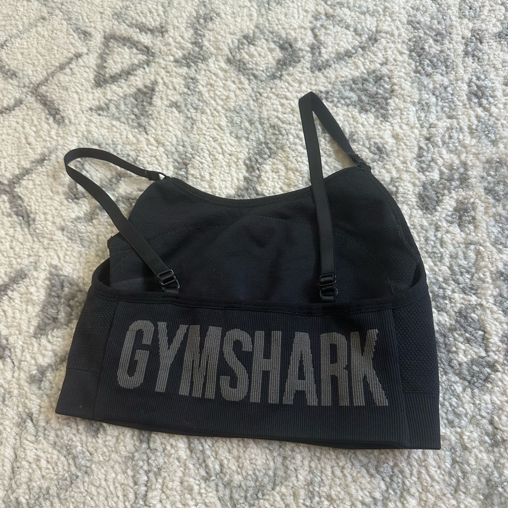 Gymshark Sports Bra - Picture 2 of 3